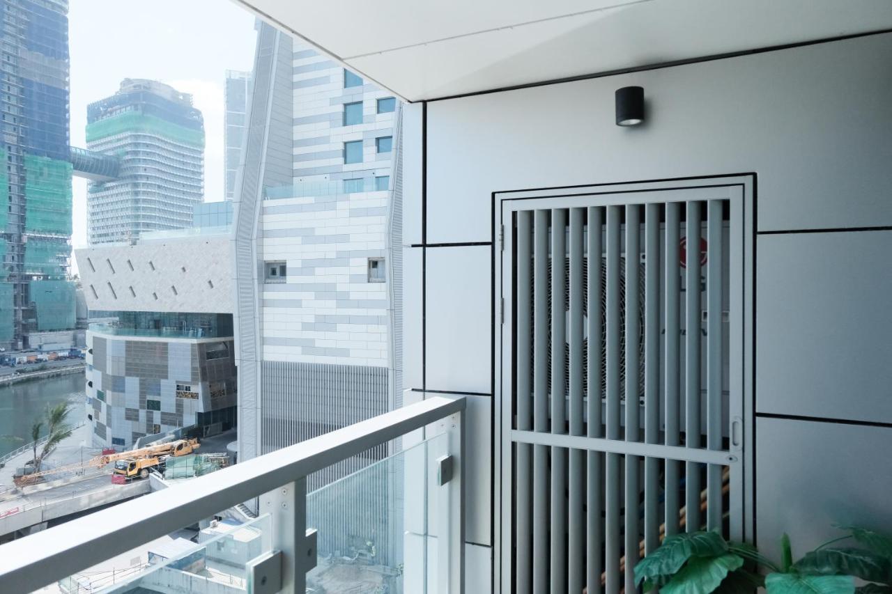 Brand New Water Front Luxury Cinnamon Suites Apartment In Heart Of Colombo City Exterior foto