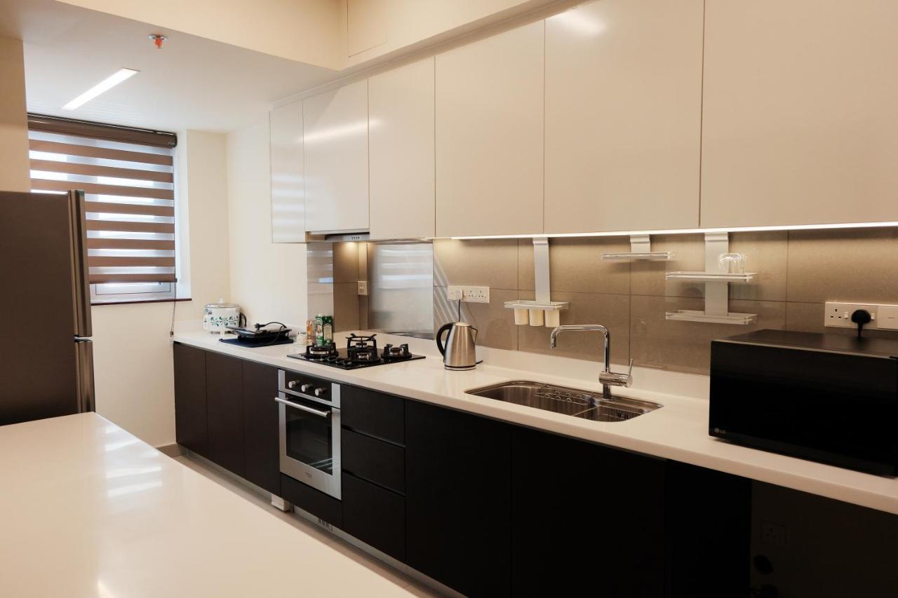 Brand New Water Front Luxury Cinnamon Suites Apartment In Heart Of Colombo City Exterior foto